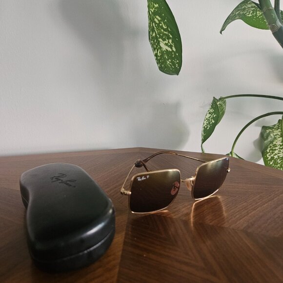 Ray-Ban Square 1971